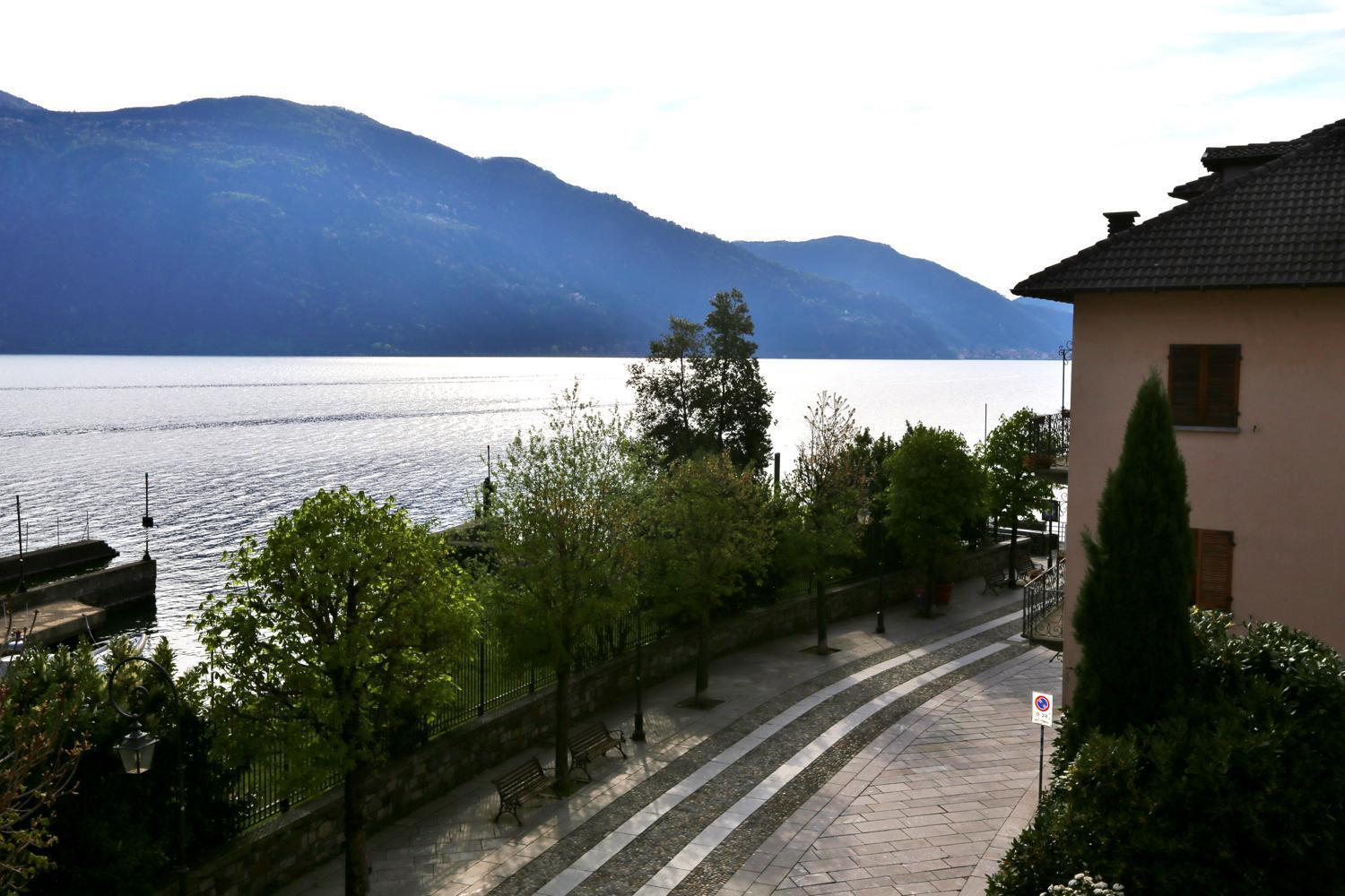 Appartamento Castello กันโนบีโอ ภายนอก รูปภาพ