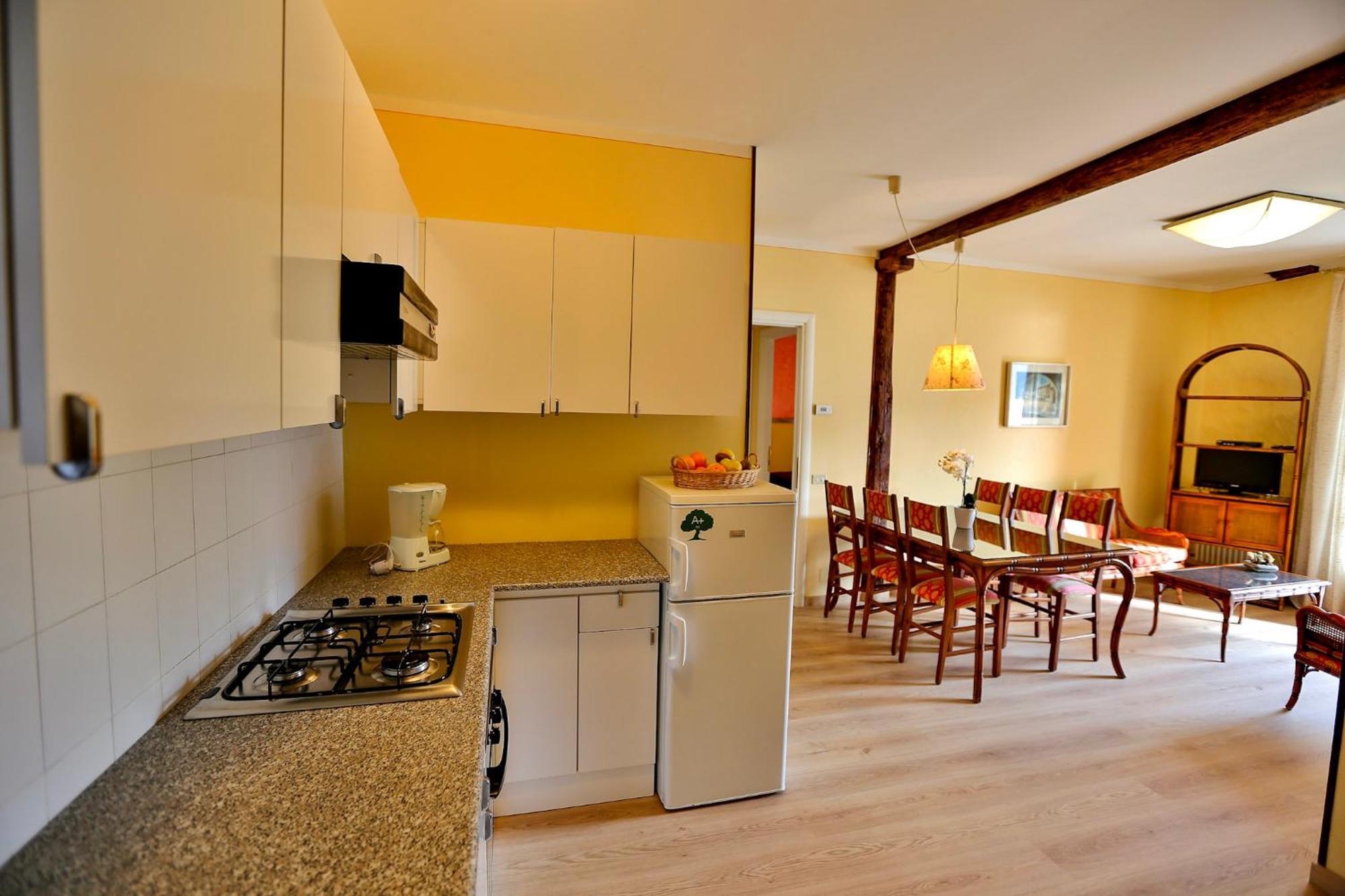 Appartamento Castello กันโนบีโอ ภายนอก รูปภาพ